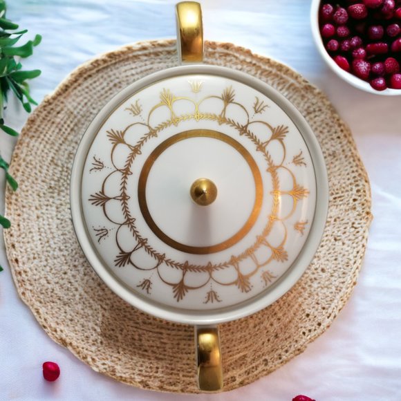 Palazzo Sugar Bowl w/ Lid "Crescent" #8270  Fine White Porcelain & Gold Japan - Picture 2 of 8